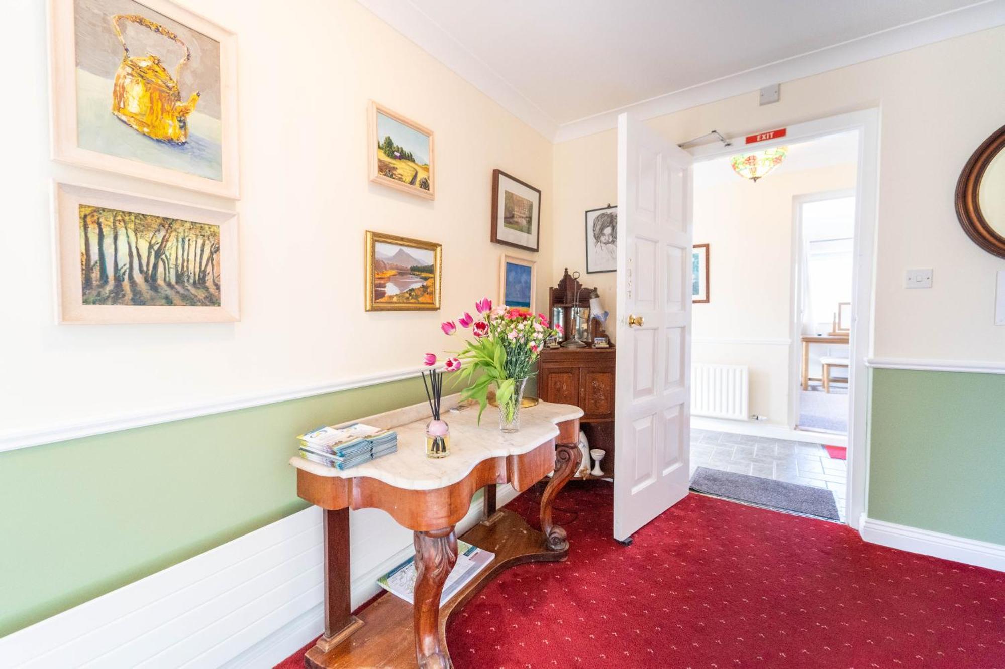 Ashe'S Accommodation Dingle Bagian luar foto