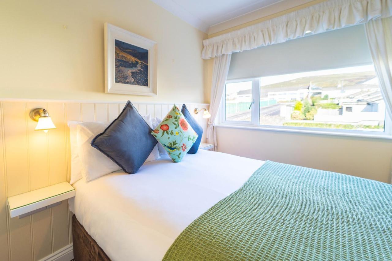 Ashe'S Accommodation Dingle Bagian luar foto