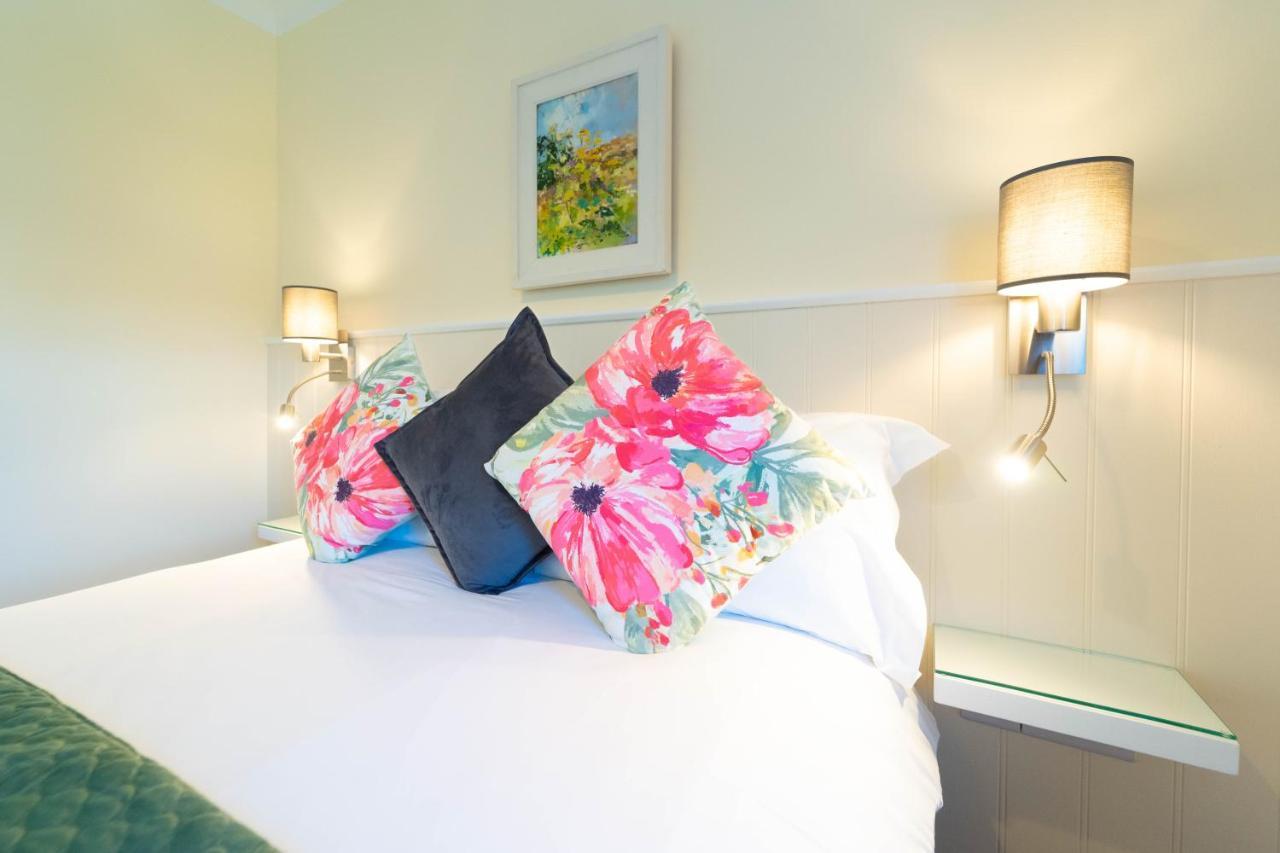 Ashe'S Accommodation Dingle Bagian luar foto