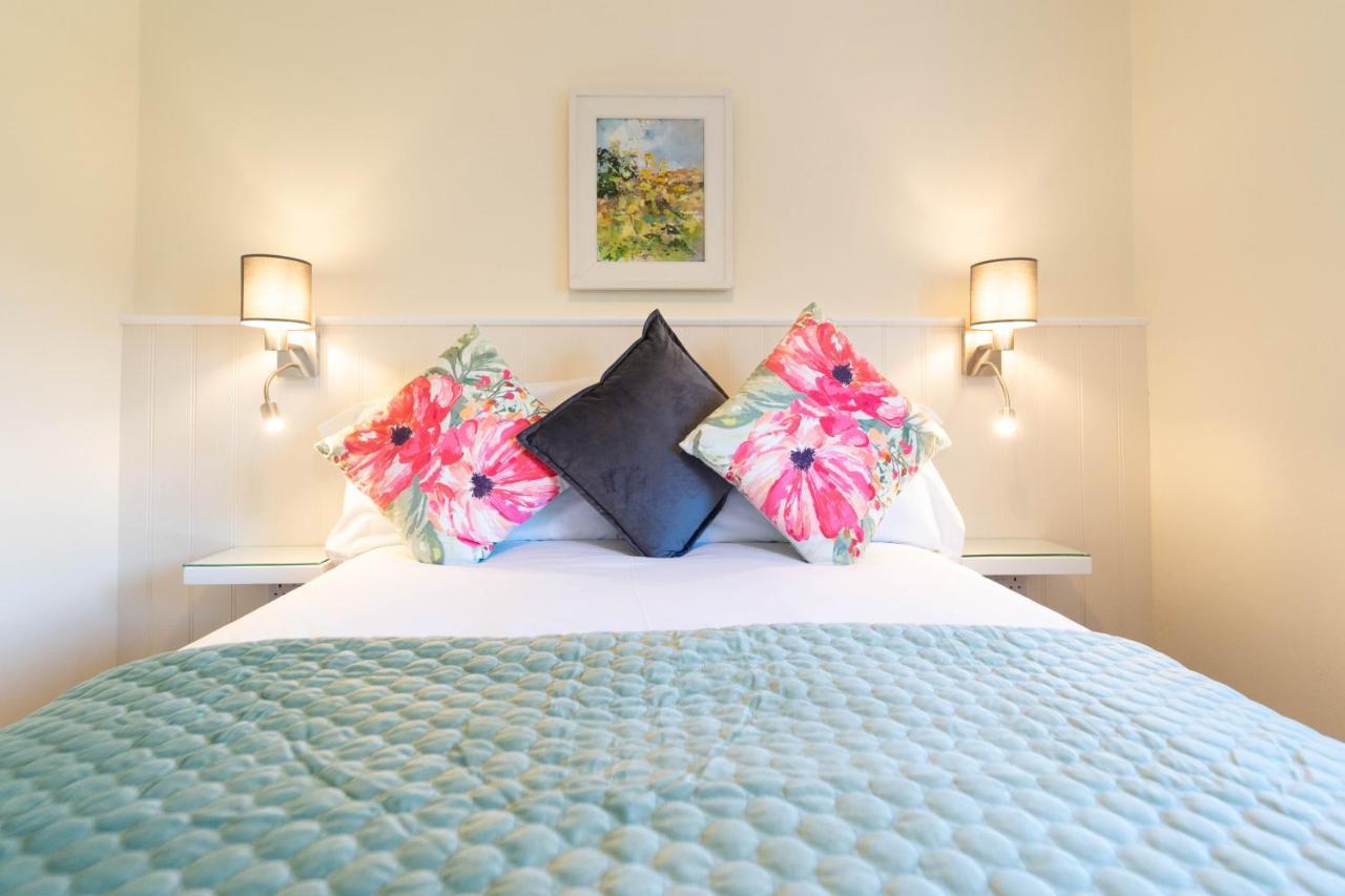 Ashe'S Accommodation Dingle Bagian luar foto