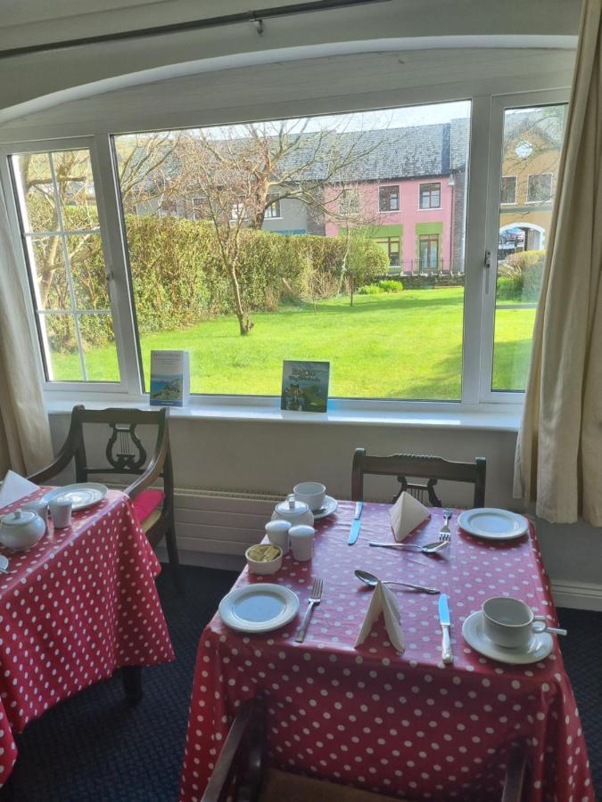 Ashe'S Accommodation Dingle Bagian luar foto