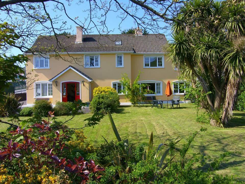 Ashe'S Accommodation Dingle Bagian luar foto